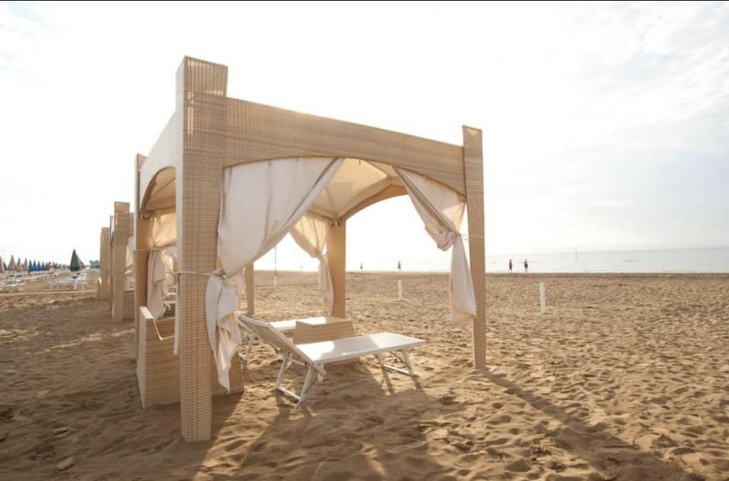 Hotel Stiefel Lignano Sabbiadoro Eksteriør billede